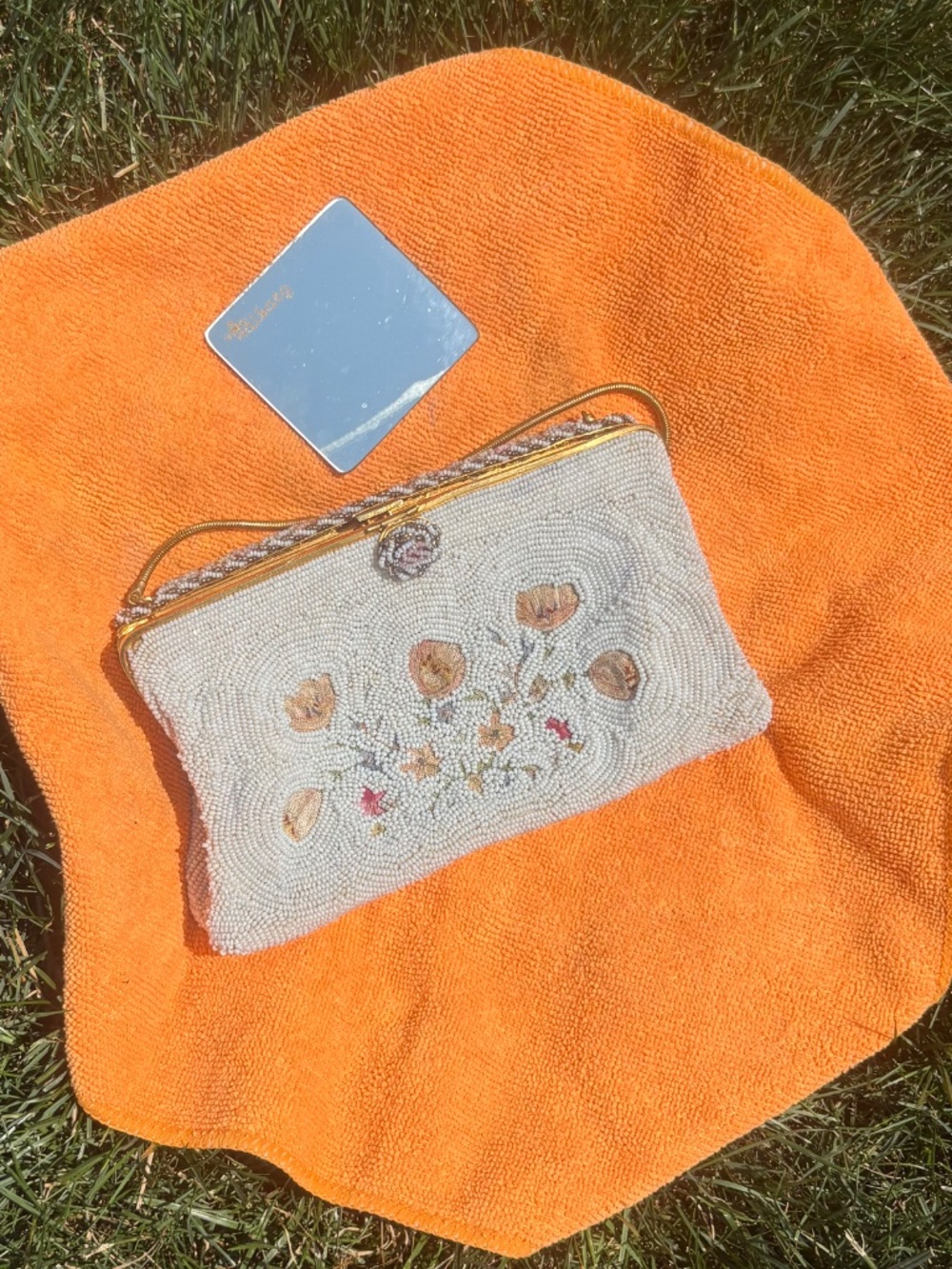 Vintage Walborg beaded handmade purse - Picture 4 of 13